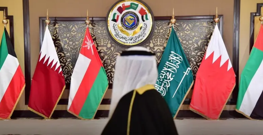 أمين مجلس التعاون: لا مساس بأمن الخليج